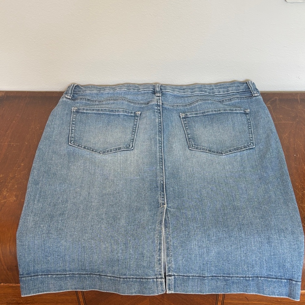 Uniqlo Blue Denim Pencil Skirt - Picture 5 of 6